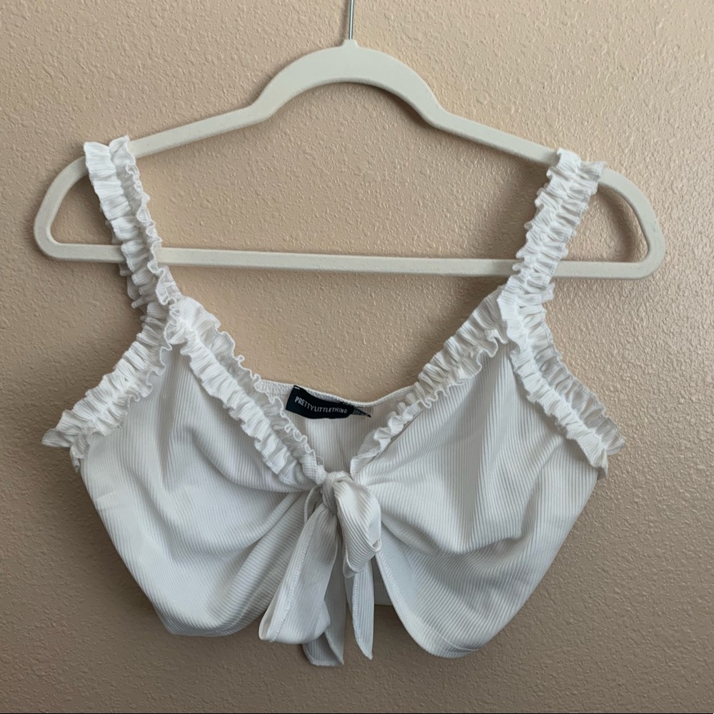 Pretty little thing crop top white